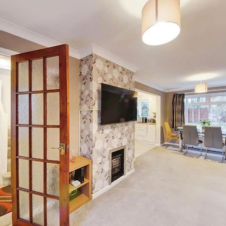 Beautiful Home Close To Town Free Netflix, Wifi Solihull Extérieur photo