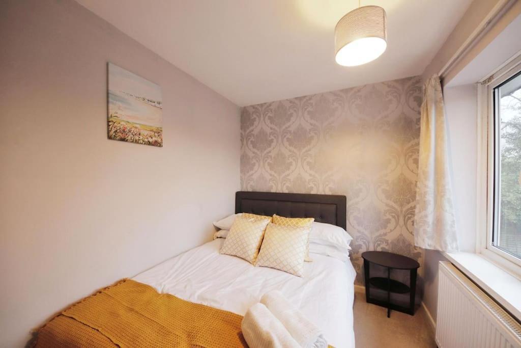 Beautiful Home Close To Town Free Netflix, Wifi Solihull Extérieur photo