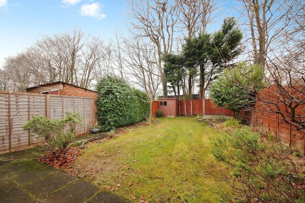 Beautiful Home Close To Town Free Netflix, Wifi Solihull Extérieur photo